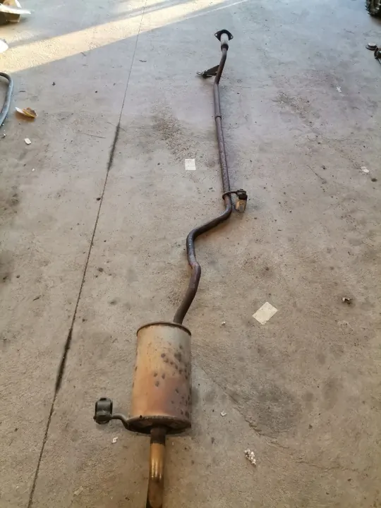 Silenciador trasero Renault Captur OEM bgfdsasxdcvb image 2