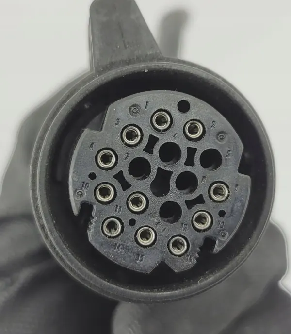 AUDI A6 C6 Getriebeanschluss 09430010 image 7