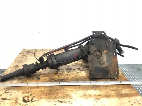 Boîtier de direction OEM LORK-838-1000016424 pour Jelcz KM image 2