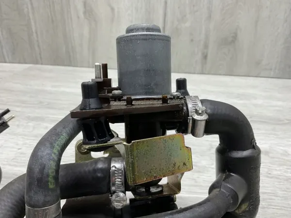 Lämmitysventtiili OEM 0018351064 Mercedes-Benz SL R129:lle image 4