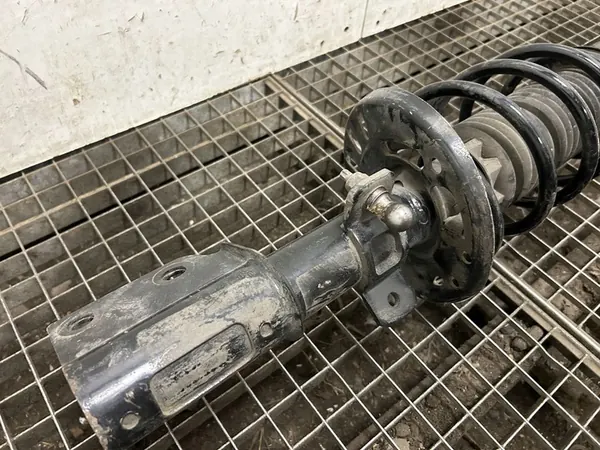 Ammortizzatore anteriore Citroen Berlingo 2020 Lato Destro OEM image 10