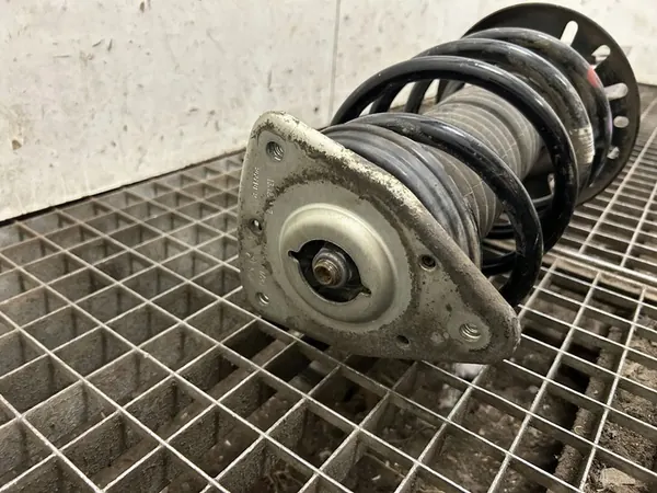 Ammortizzatore anteriore Citroen Berlingo 2020 Lato Destro OEM image 4