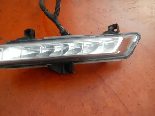 Luz DRL esquerda OEM 266051034R para Renault Clio IV image 5