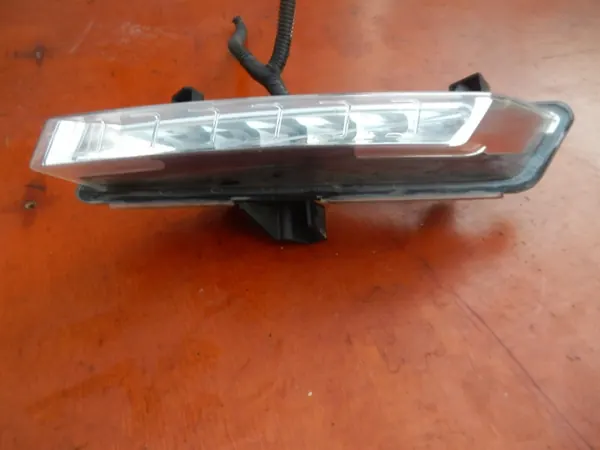 Luz DRL esquerda OEM 266051034R para Renault Clio IV image 7