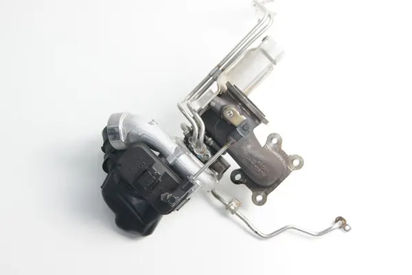 Volkswagen OE 04E145715F Turbo image 2