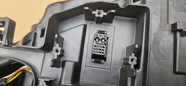 Volvo V70 XC70 S80 Bi Xenon Oikea Euro ZKW 31383541 image 9