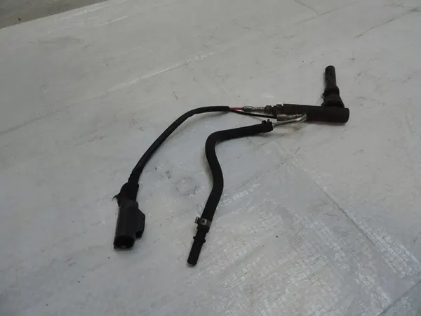 Fuel Pressure Sensor Ford AV61-9T540-BF image 2