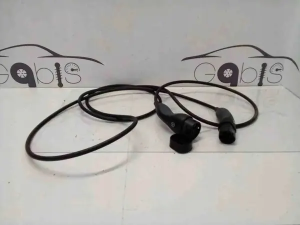 Mercedes-Benz accukabel OEM A0005832305 image 2
