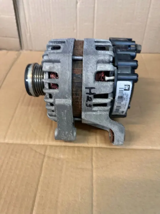 Vaihtovirtageneraattori Opel Astra J 2014 13588290 image 2