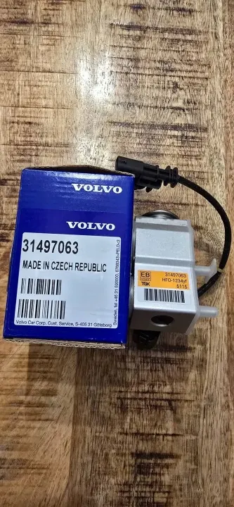 Soupape de détente climatisation Volvo OEM 31497063 image 3