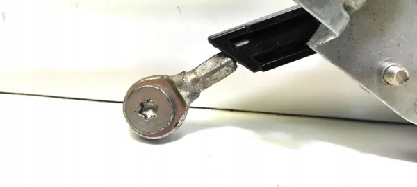 Mitsubishi OE 071019 Kofferbaksluiting actuator image 4