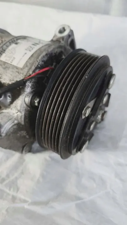 Renault OE Klimakompressor OEM 926006UB0A - Gebraucht image 3