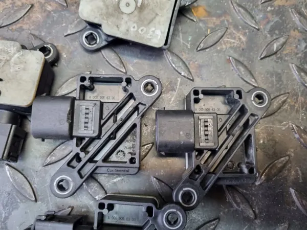 OEM 0009056300 Geschwindigkeitssensor für Mercedes Getriebe image 3