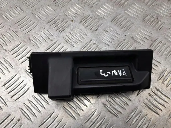 Porsche Panamera 970 Kofferraumgriff OEM 97061342602 image 4