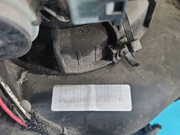 AdBlue Tank Pump 0928404016 VW Sharan II 7N 2.0 TDI image 7