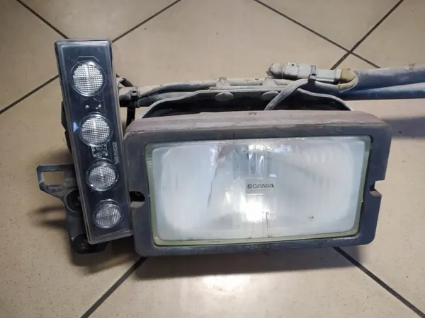 Scania R 420 halogeen omtrekverlichting set OEM 12345678 image 3