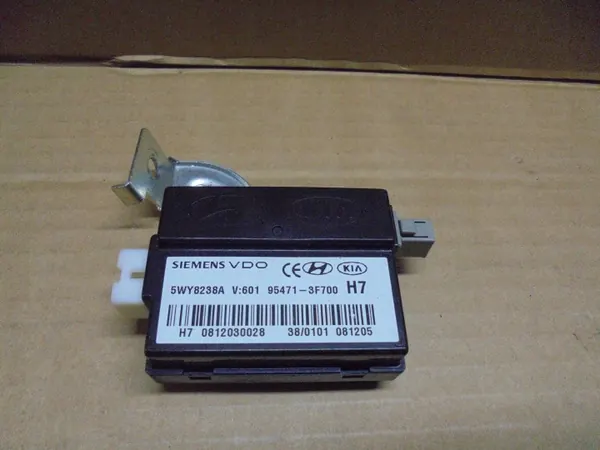 Controlador bomba inyección Kia Opirus 3.8 V6 G6DA 95471-3E700 image 2