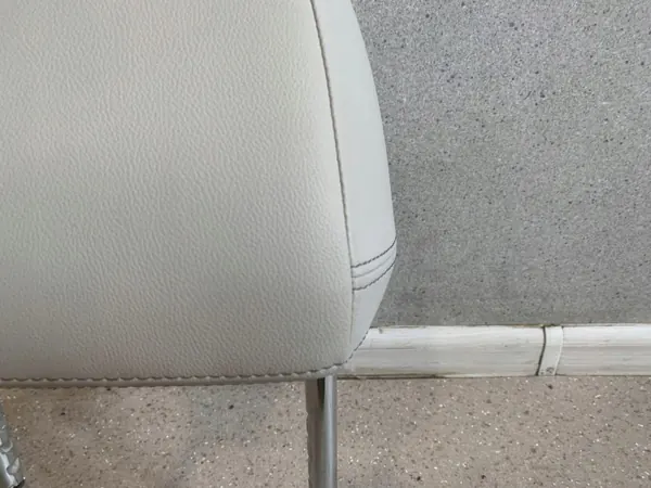 Främre huvudstöd höger OEM LPV13249 för BMW 3 image 3