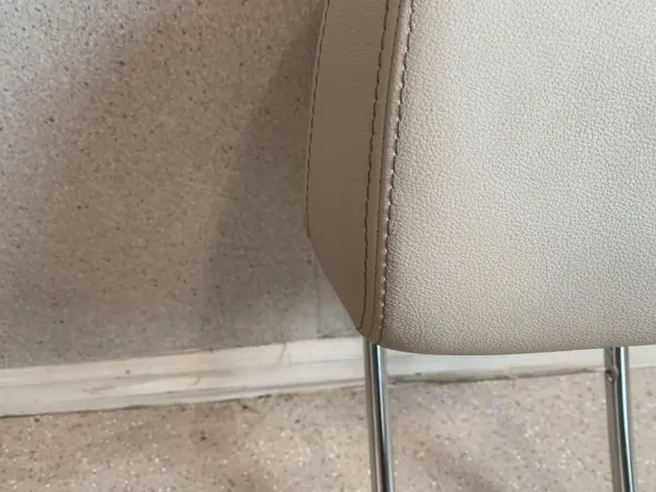Främre huvudstöd höger OEM LPV13249 för BMW 3 image 8