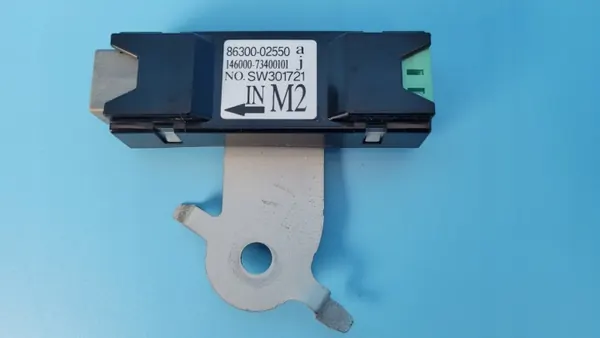 Toyota OEM 86300-02550 GPS-antenneversterkermodule image 3