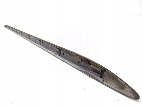 Audi A5 8T S-Line Oikea Ovipenkki Lista OEM 8T0854932A image 10