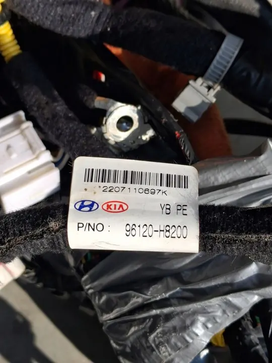 Kia Rio IV Mittariston Johdin OEM 91030-H8530 image 4