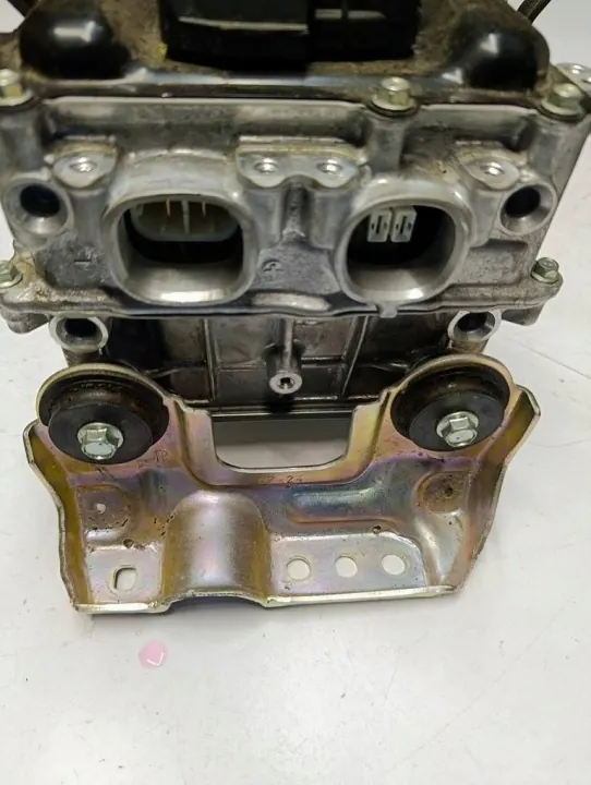 Toyota G920052350S4 Conversor Inversor Usado image 3