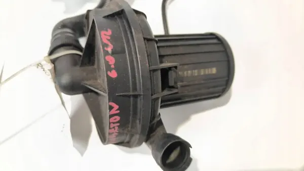 Pompe à air secondaire d'occasion OEM 07C959253 VW Phaeton image 7