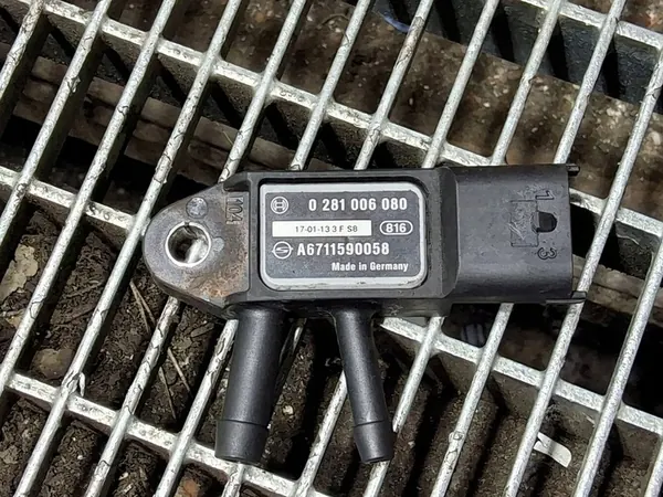 SSANGYONG TIVOLI 1.6 UITLAATDRUKSENSOR 0281006080 image 5