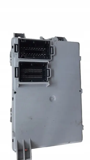 FIAT DOBLO II 15R 1.3 Caixa de Fusíveis image 2