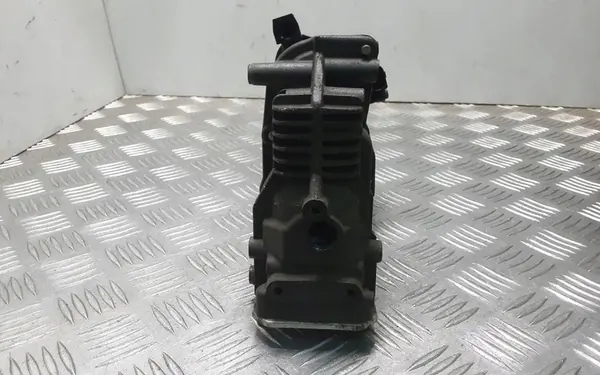 Compresseur de suspension LAND ROVER RANGE ROVER SPORT (L320) 3.0L image 3