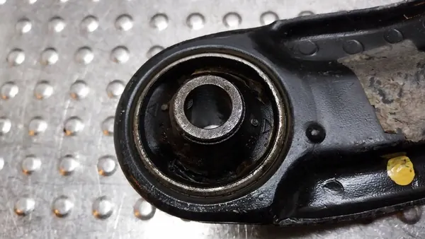 Braccio di controllo anteriore sinistro VW Polo III Lupo 6X Arosa image 3