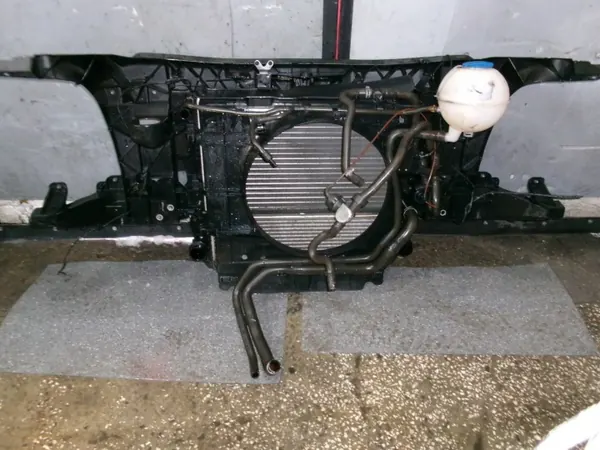 VW Crafter 2.0 TDI Front Kit Radiator Set image 4