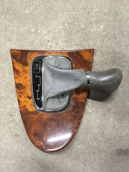 Mercedes växelspaksknapp OEM A2096801139 image 2