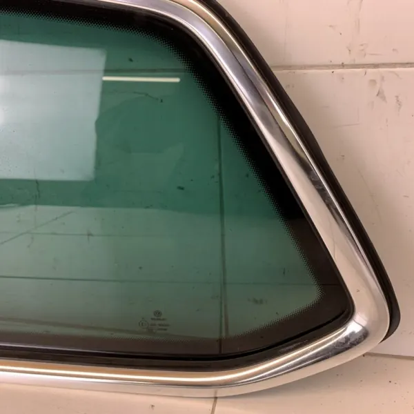 OEM jbjbdvjbjc85169GC Vitre arrière gauche teintée VW Passat B8 image 4
