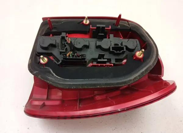 Luz Trasera Izquierda Volkswagen Polo image 7