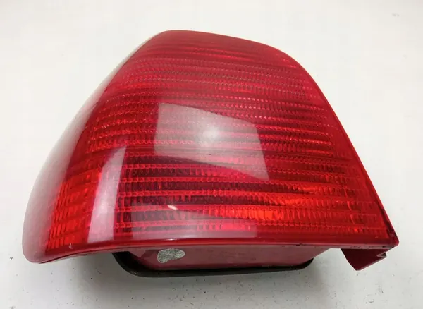Luz Trasera Izquierda Volkswagen Polo image 9