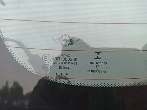 MINI COOPER F55 takaluukun lasi OEM AS2 image 5