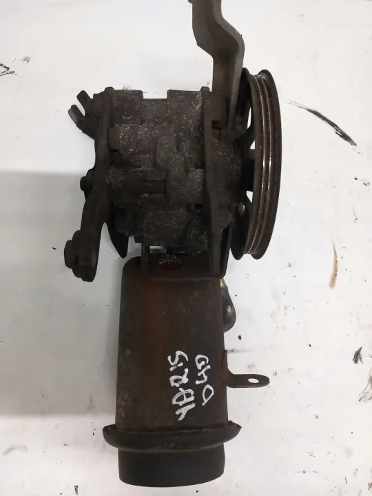 Bomba da direção assistida Toyota Yaris OEM 0123045607890 image 3