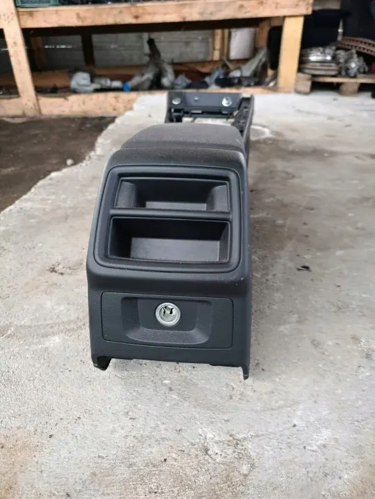 Middentunnel armsteun OEM 5896 voor Audi A4 B9 image 3