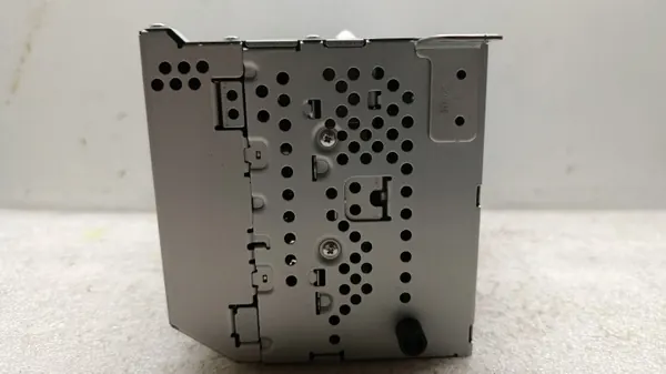 Unité de navigation Volvo XC40 d'occasion OEM 32247675 image 3