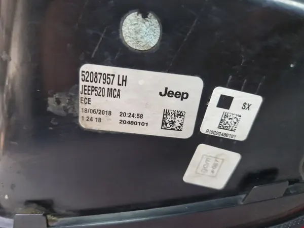 Lámpara trasera izquierda Jeep Renegade Lift Europa 52087957 image 10