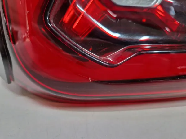 Lámpara trasera izquierda Jeep Renegade Lift Europa 52087957 image 5