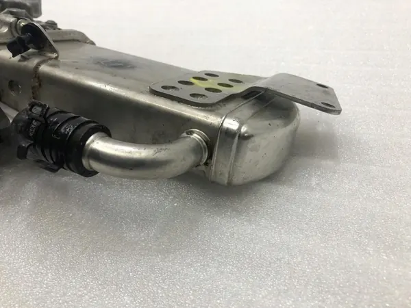 EGR-jäähdytin Audi Q5 2.0 TDI image 5