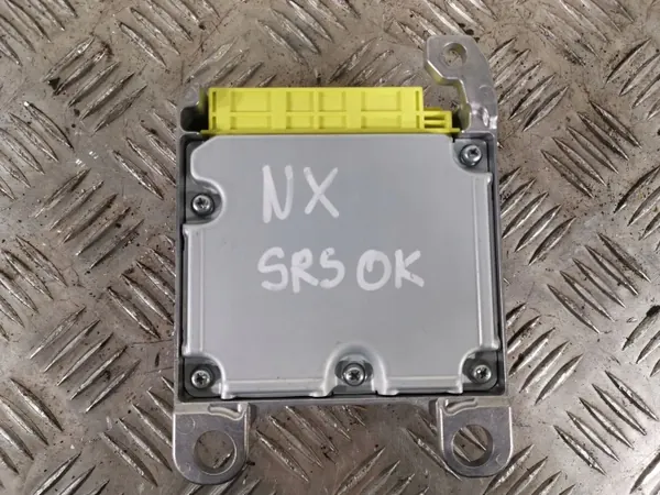Lexus NX Airbag Controller OEM 1508001911 - Gebruikt image 4
