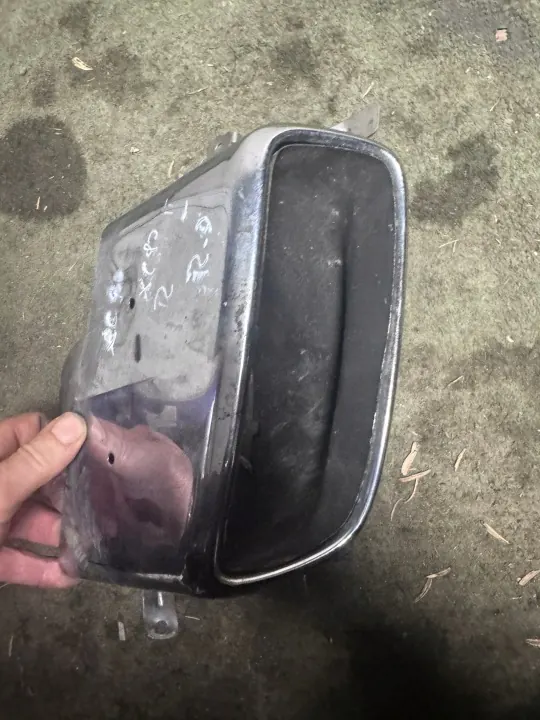 Volvo XC90 II Rechter uitlaateinde OEM 31353398 image 4