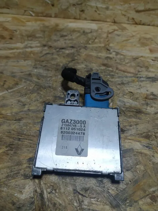 Módulo de Controlo Renault OE GAZ3000 - Usado image 7