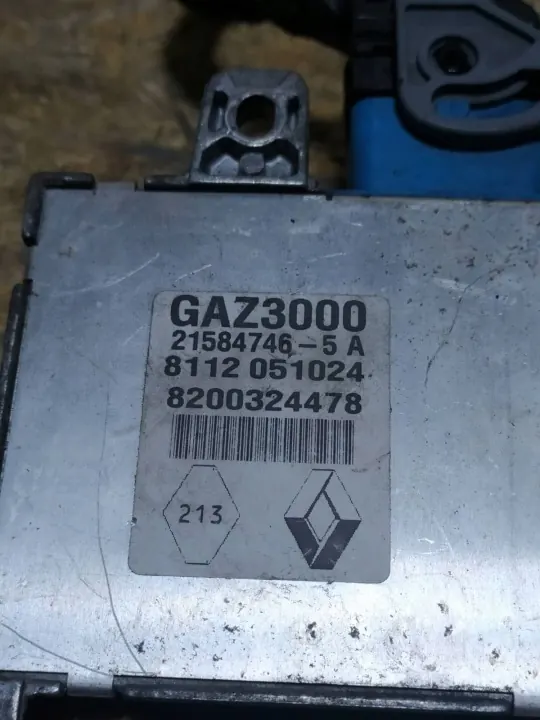 Módulo de Controlo Renault OE GAZ3000 - Usado image 8