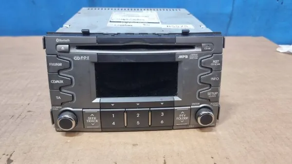 Kia Soul Radio OEM 961402K406ALK - MP3 Bluetooth image 2