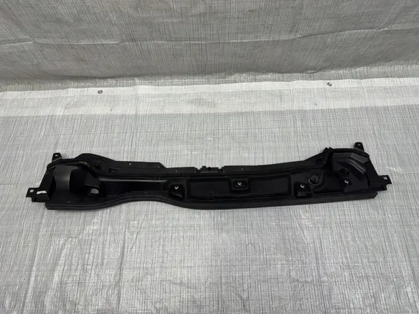 Junta inferior parabrisas OEM 52169799 Alfa Romeo image 2